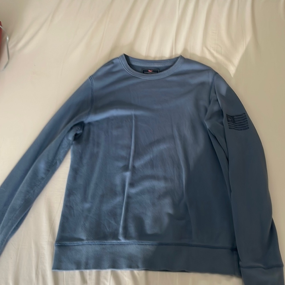 Vineyard vines crew neck